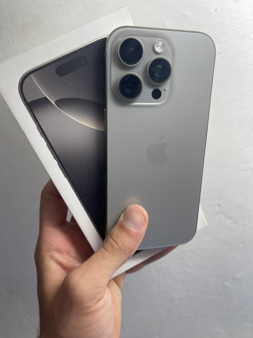 Iphone 16 Pro Max - imagen 1